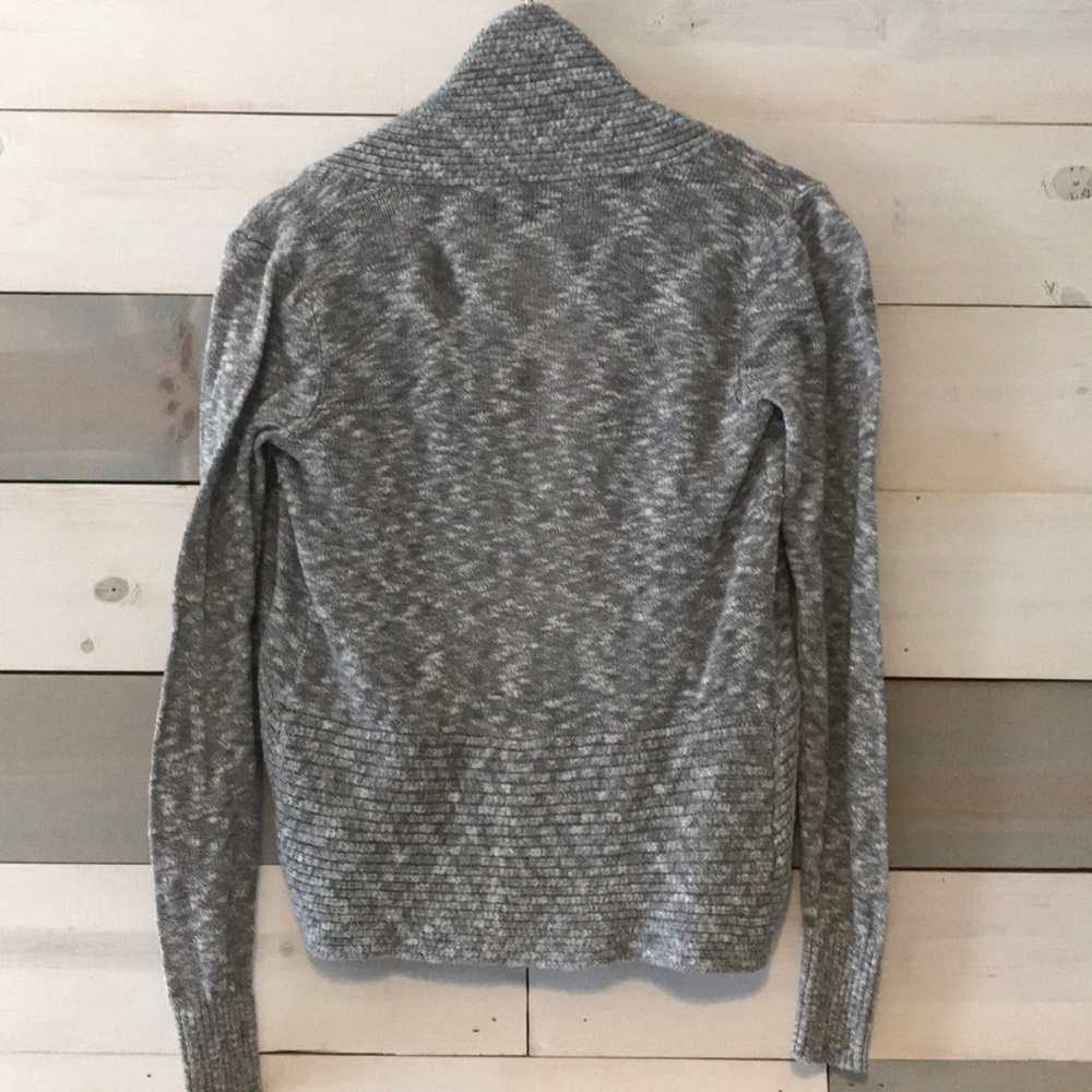 Cardigan - Picture 2 of 3